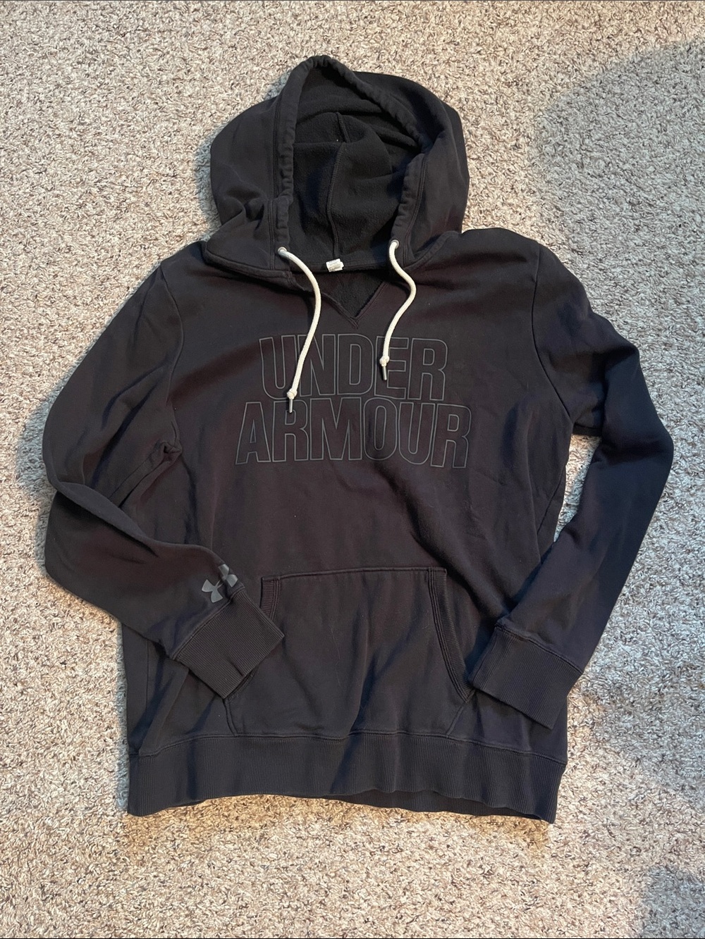 Under Armour Black Hooded Pullover Sweatshirt with Drawstring